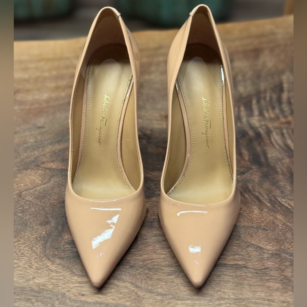 Salvatore Ferragamo Patent Leather Pumps Beige Size 7